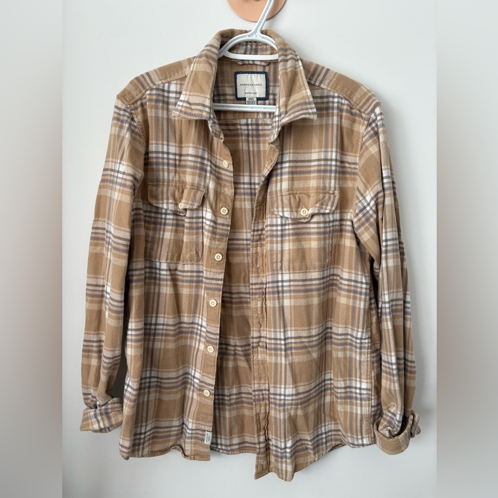 American Eagle Super Soft Flannel Button Up in Tan